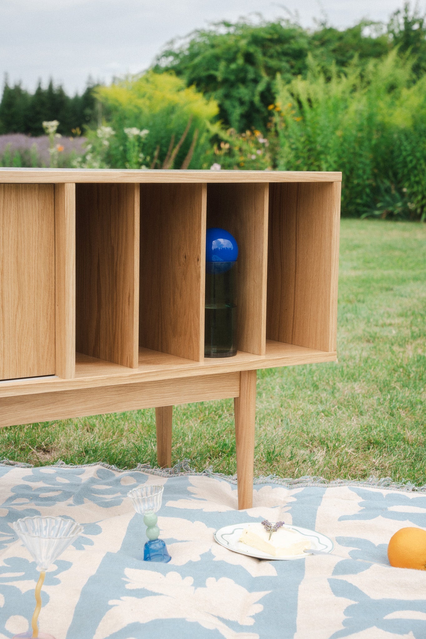 Meuble TV coulissant en vinyle LOTV