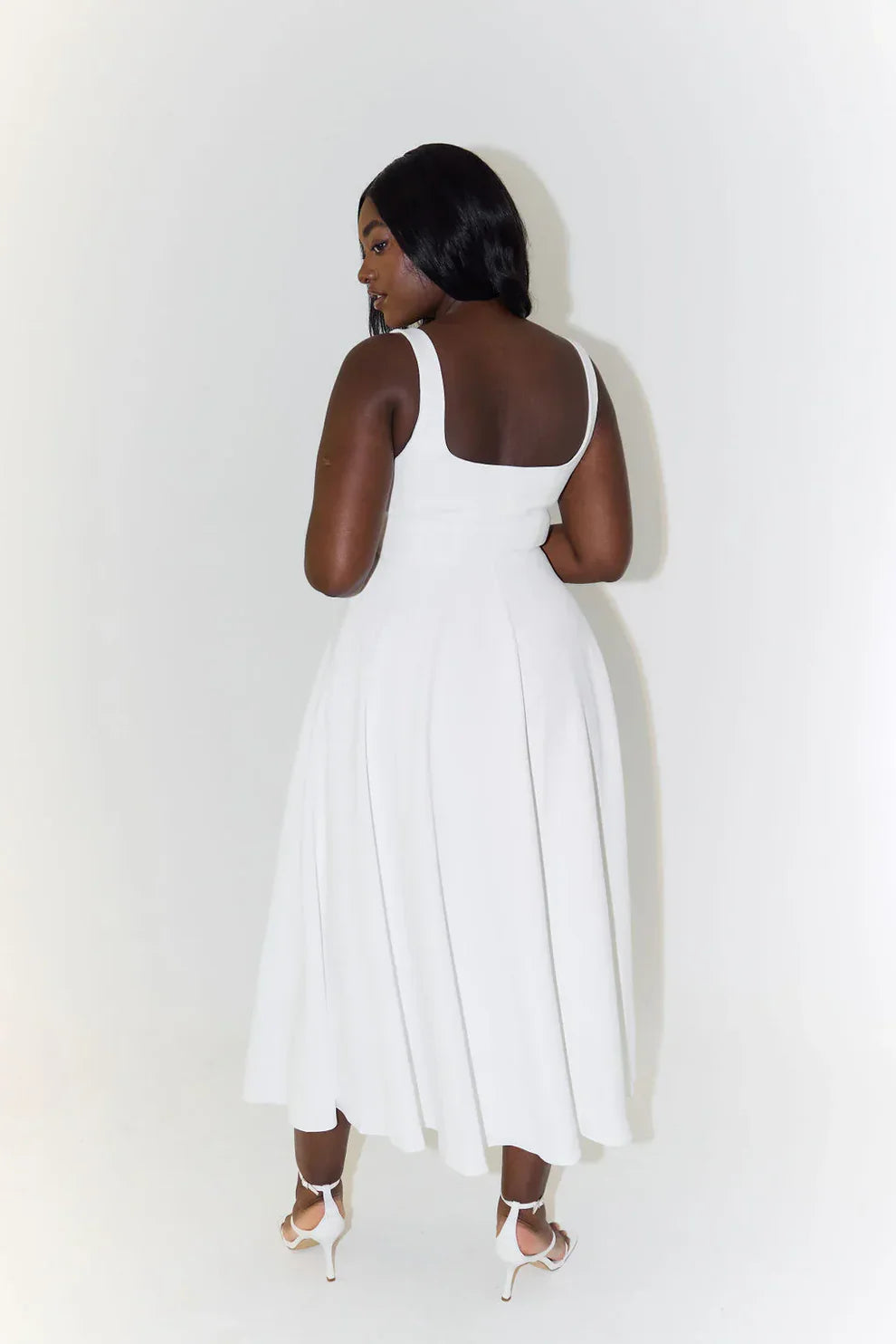 Solène – The Parisian Flow Dress