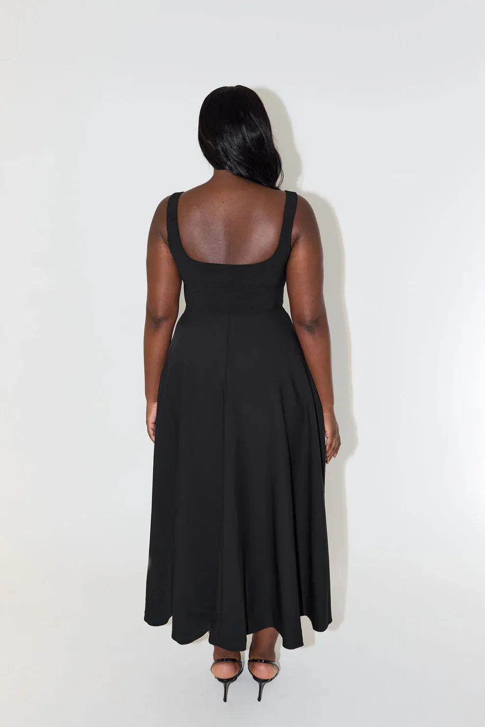 Solène – The Parisian Flow Dress