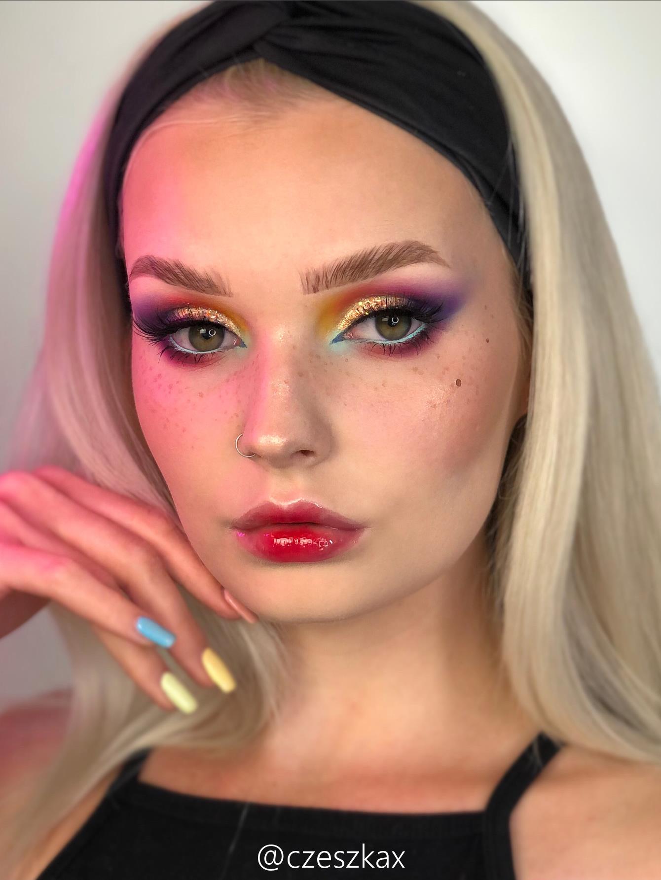 Alurain - multi color eyeshadow palette