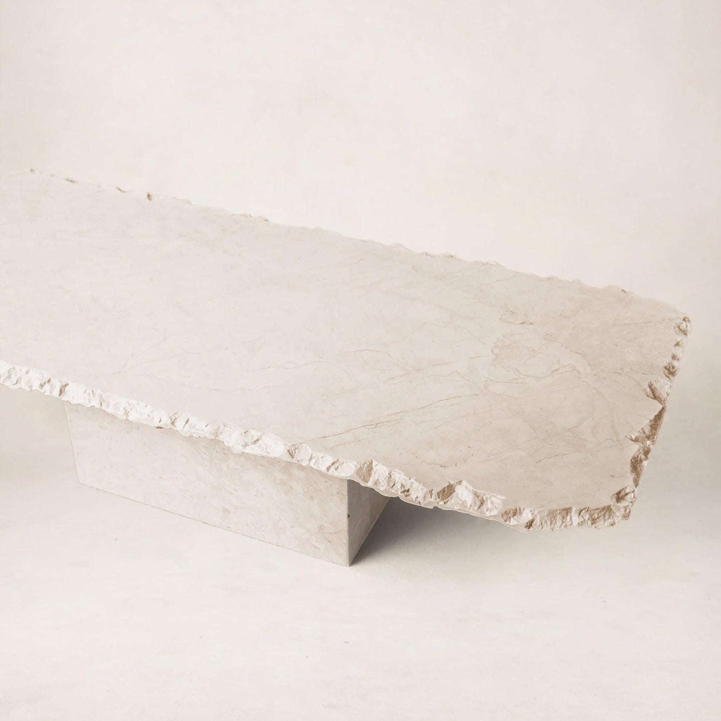 Table basse en marbre Sofita