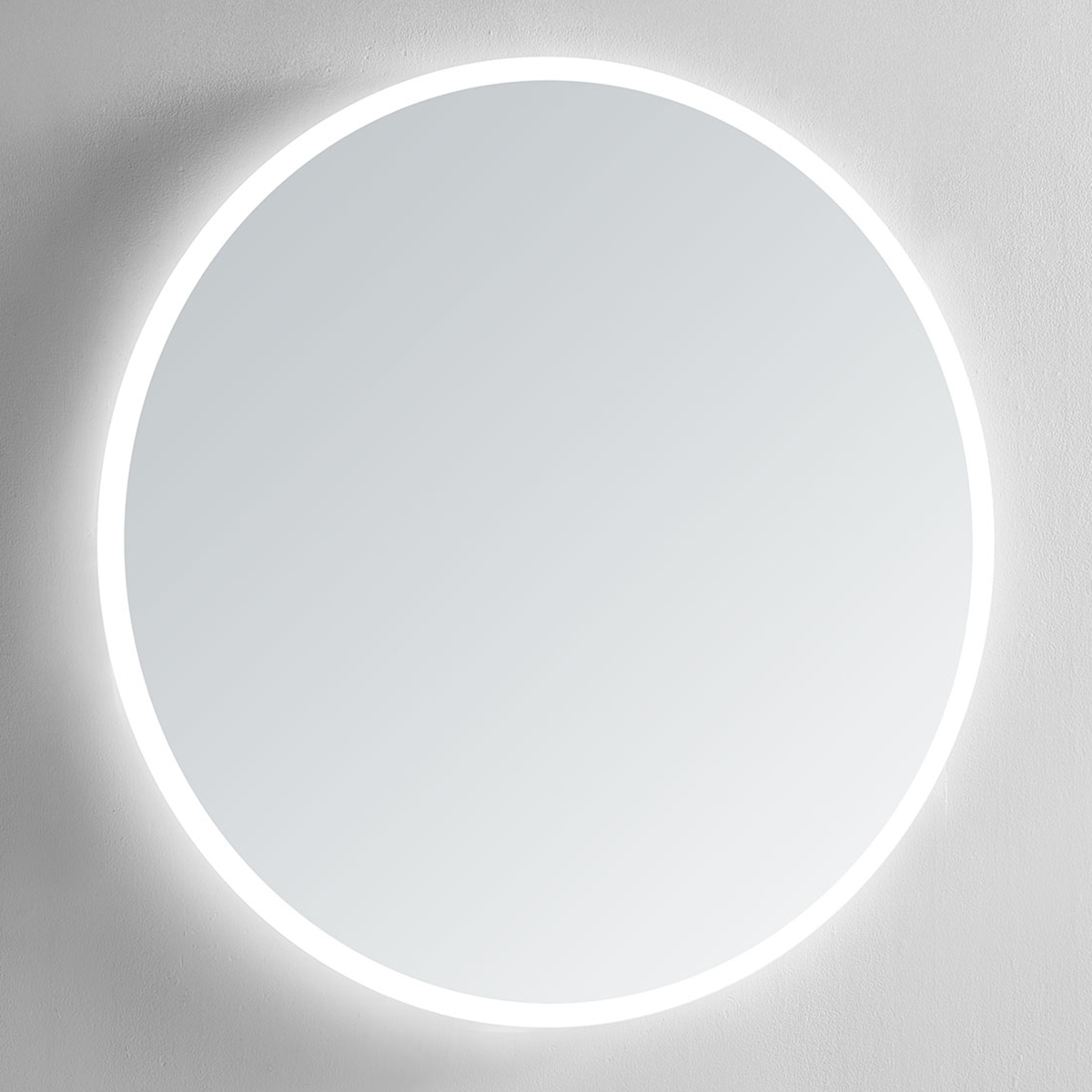 Luna Round Lighted Bathroom Vanity Mirror