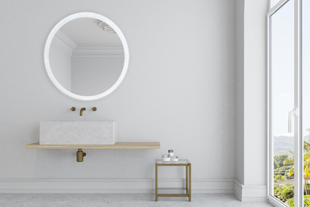 Luna Round Lighted Bathroom Vanity Mirror