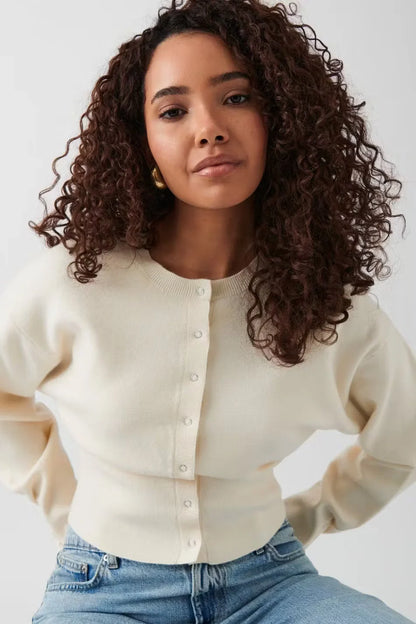 Gina – The Effortless Parisian Cardigan