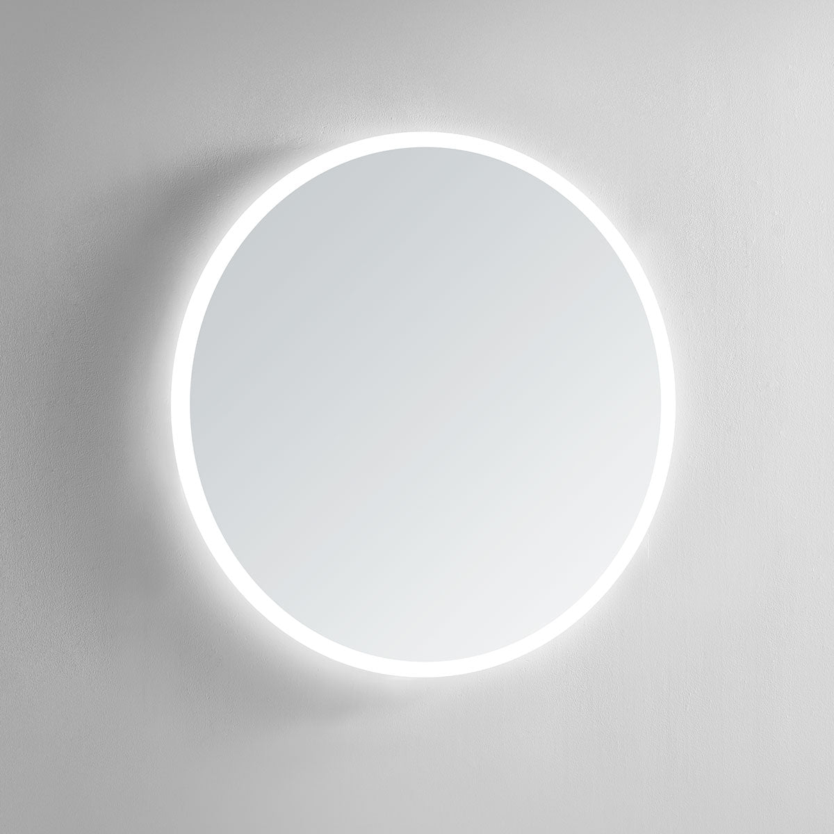Luna Round Lighted Bathroom Vanity Mirror