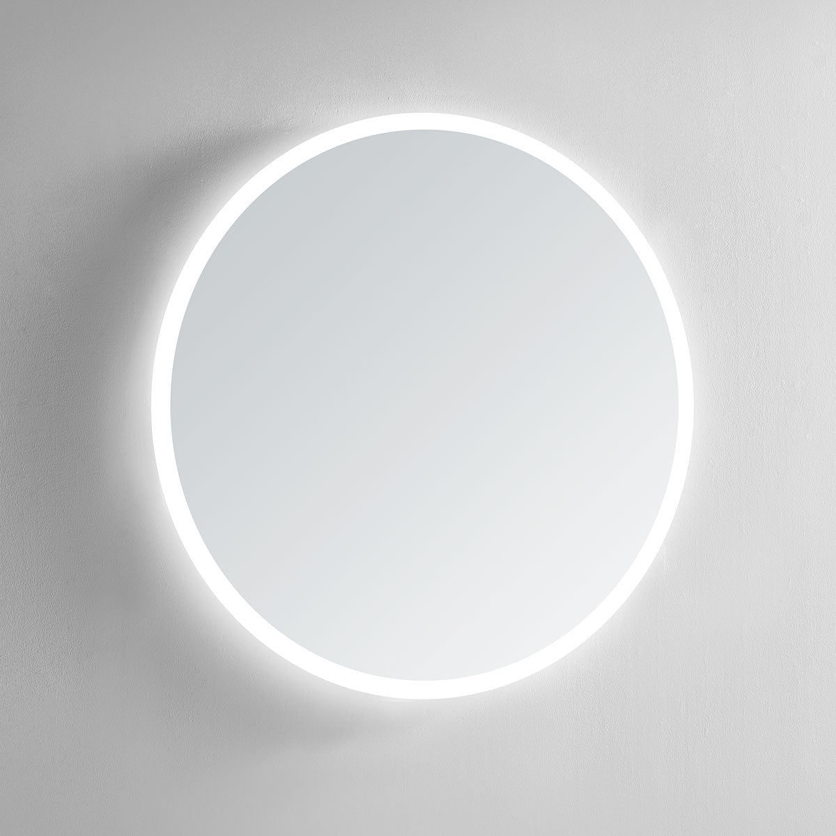 Luna Round Lighted Bathroom Vanity Mirror
